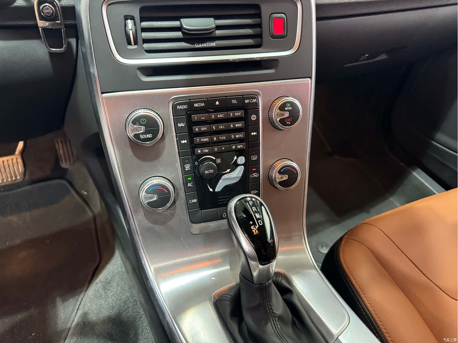 Volvo S60, 2017 12