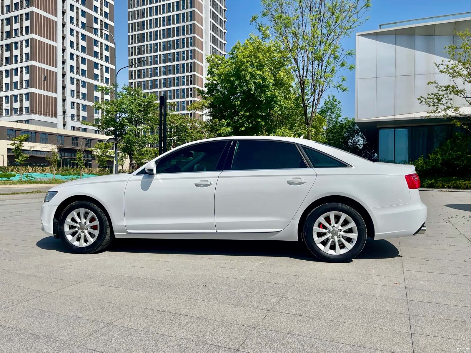 Audi A6L, 2016 23