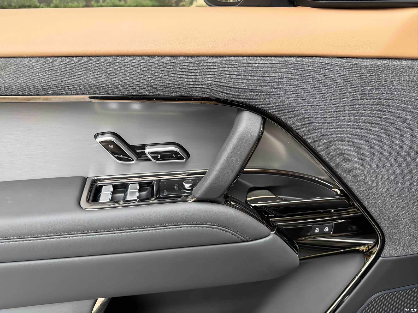 Land Rover Range Rover, 2023 11