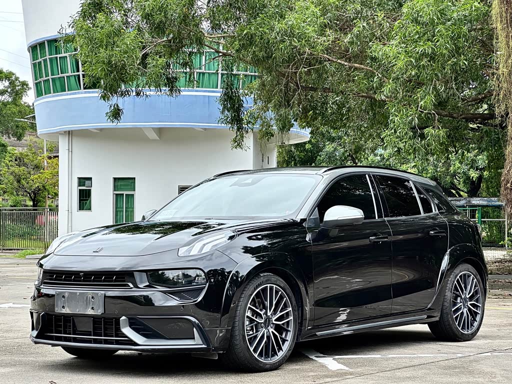 Lynk & Co 02 Hatchback
