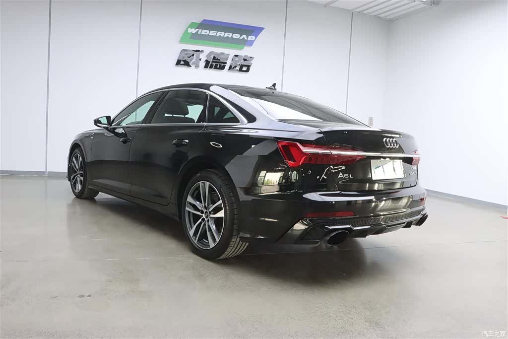 Audi A6L, 2023 все фото