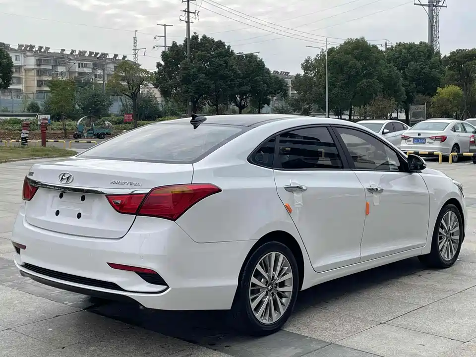 Hyundai Name picture