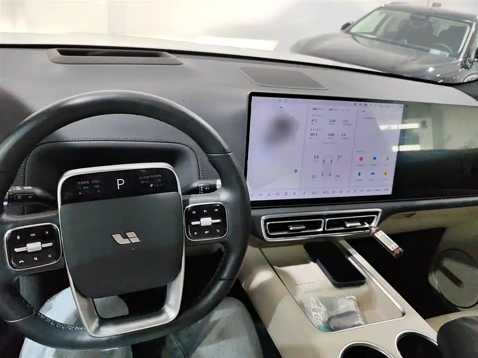 Li Auto Ideal L7