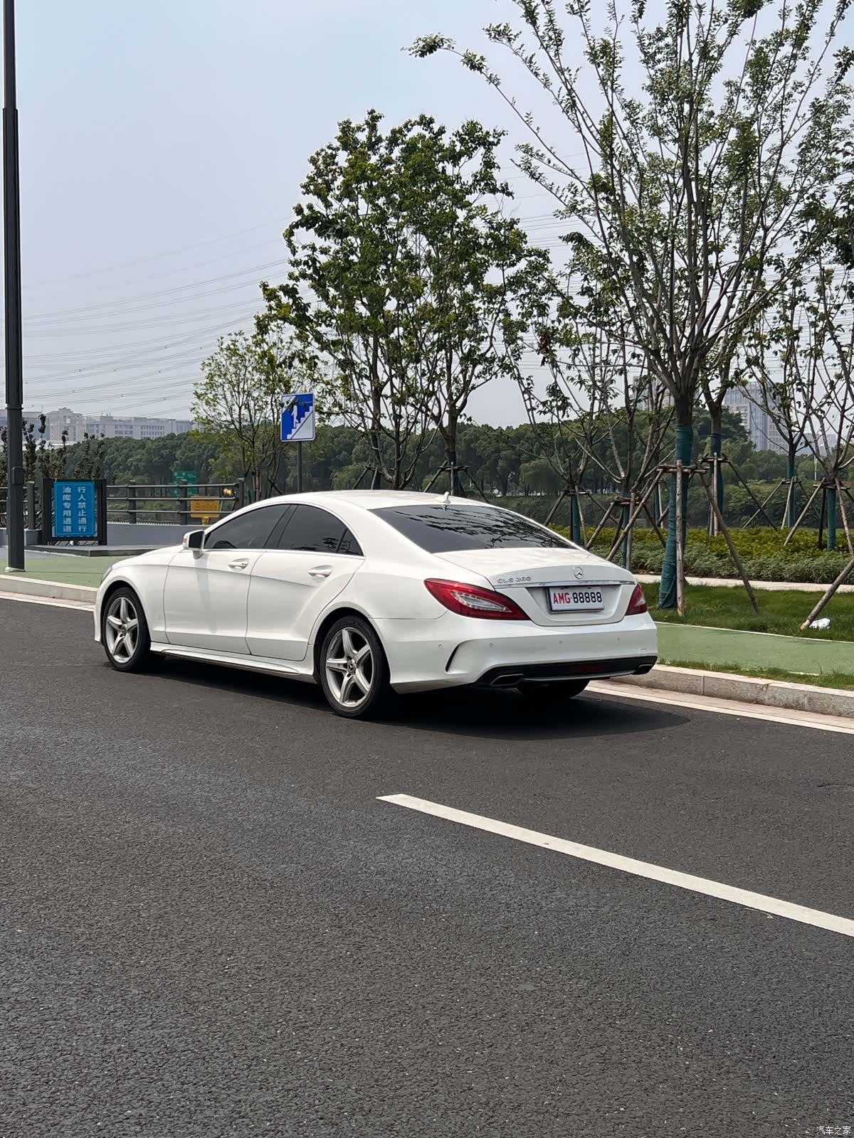 Mercedes-Benz CLS, 2018 8