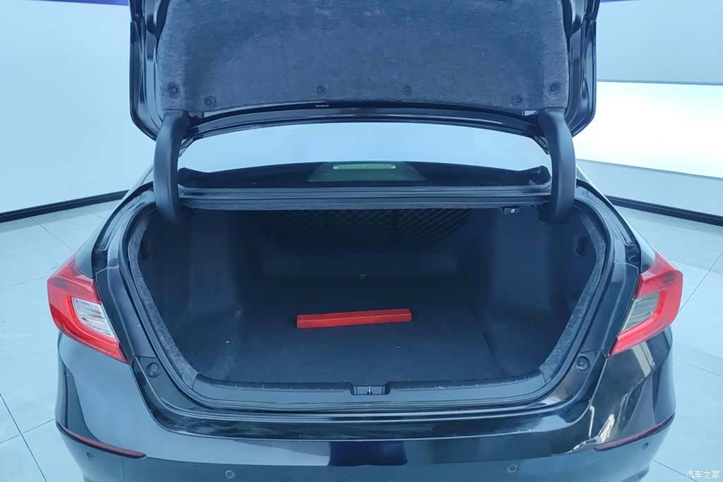 Honda Accord, 2019 4