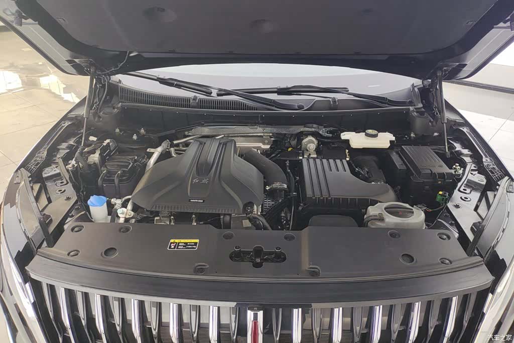 Hongqi HS7, 2024 10