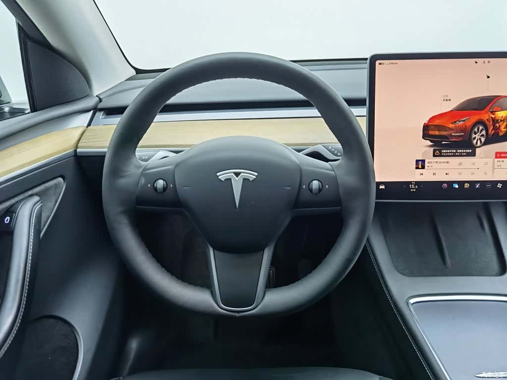Tesla Model Y, 2022 11