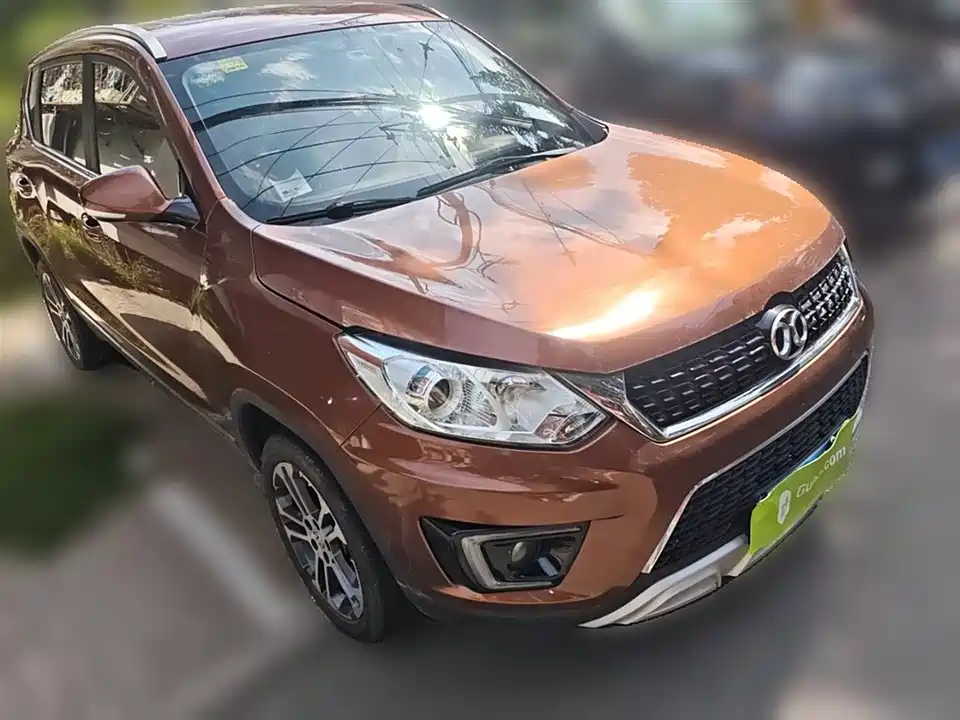 BAIC Shenbao X35