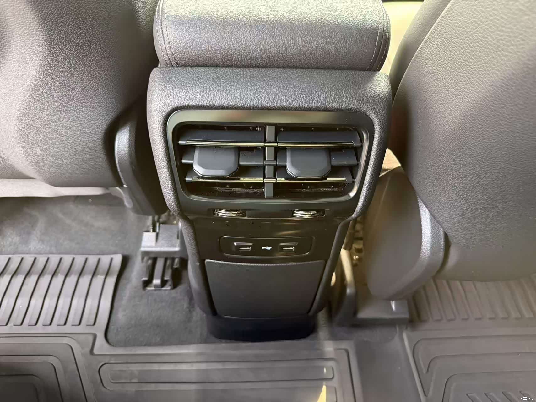 NIO ES6, 2019 10