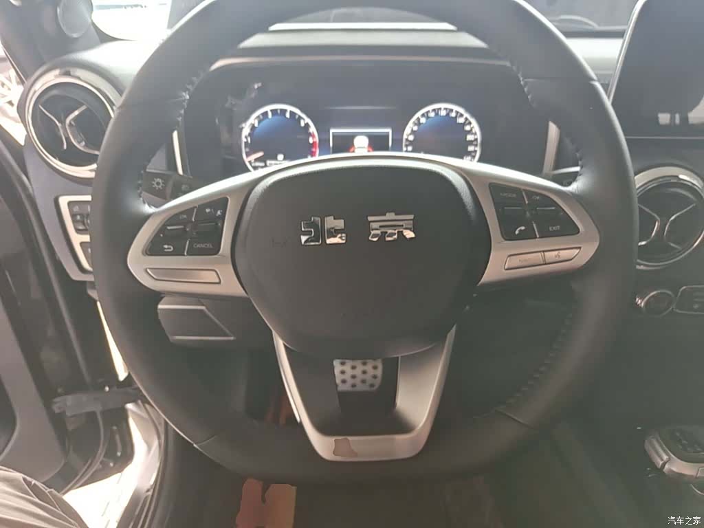 BAIC BJ40, 2021 11