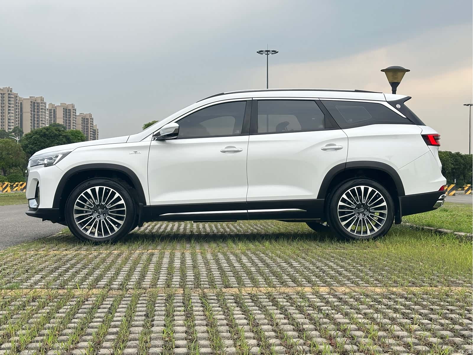 Jetour X90, 2023 23