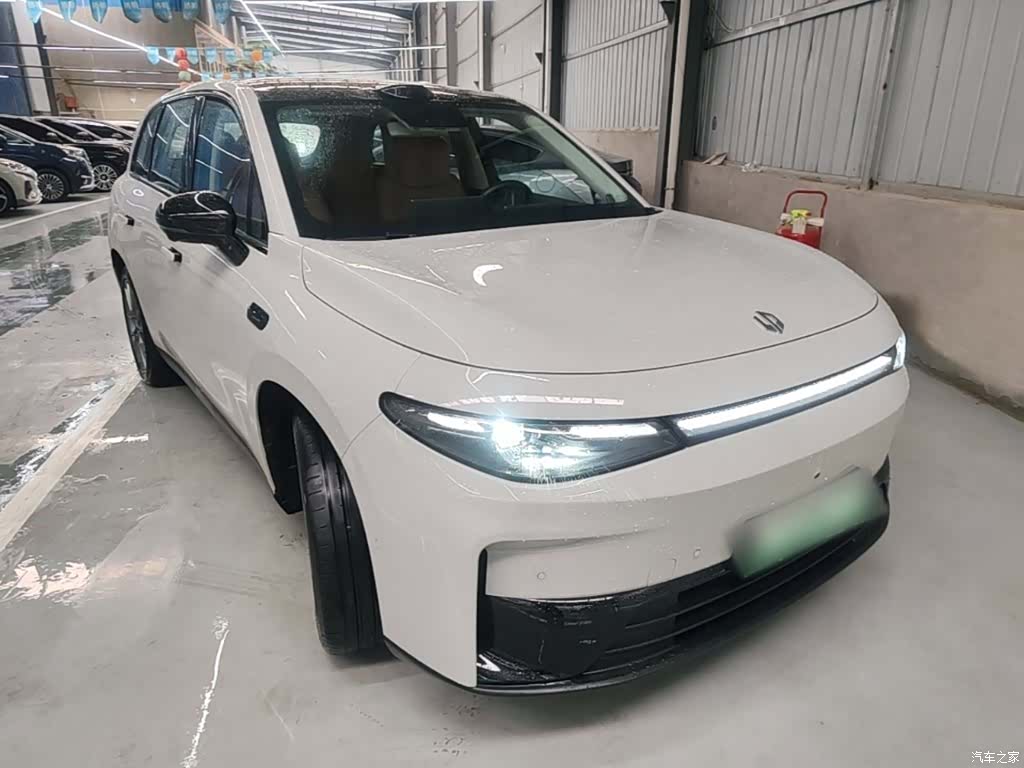 Leapmotor C10, 2025 4