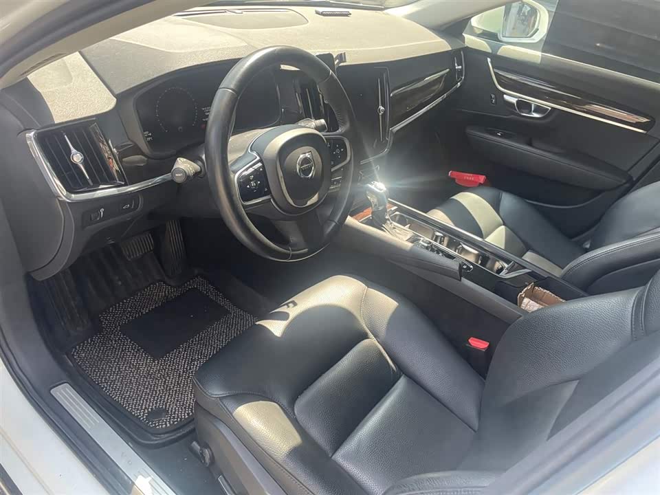 Volvo S90 Volvo S90