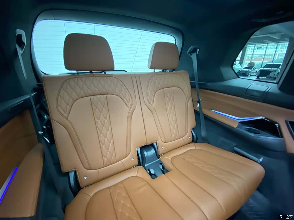 BMW X7, 2023 12