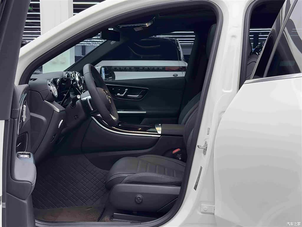 Mercedes-Benz GLC, 2025 8