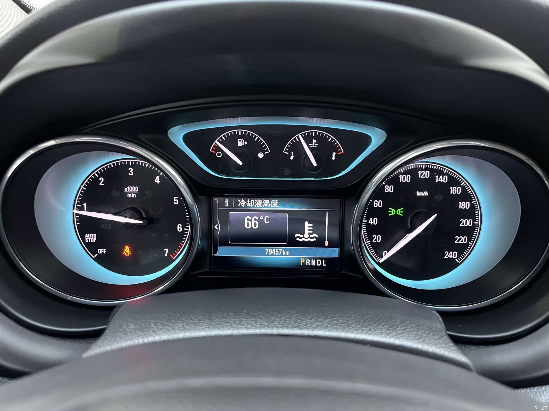 Buick Envision Plus, 2017 9