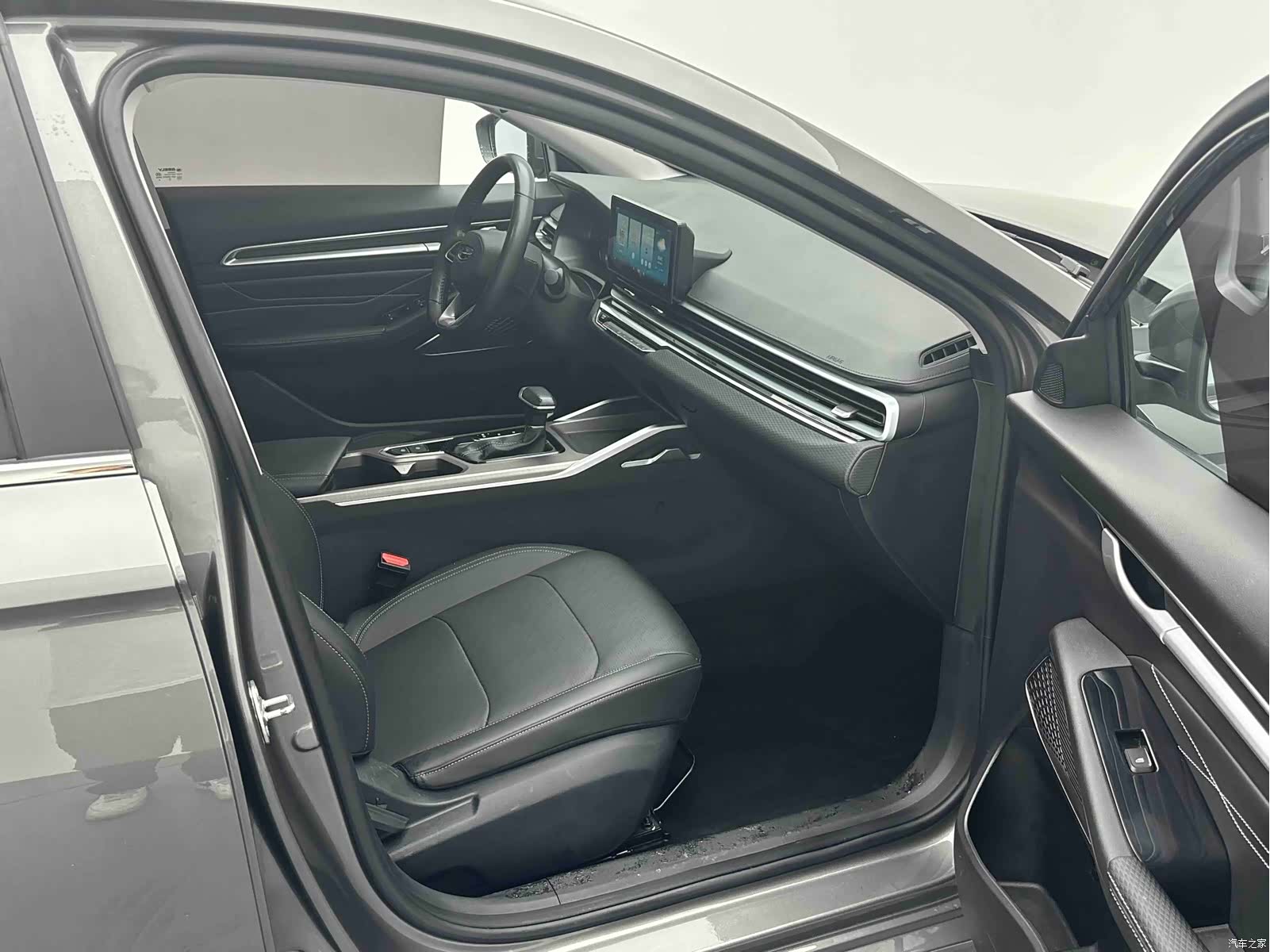 Geely Emgrand, 2022 7