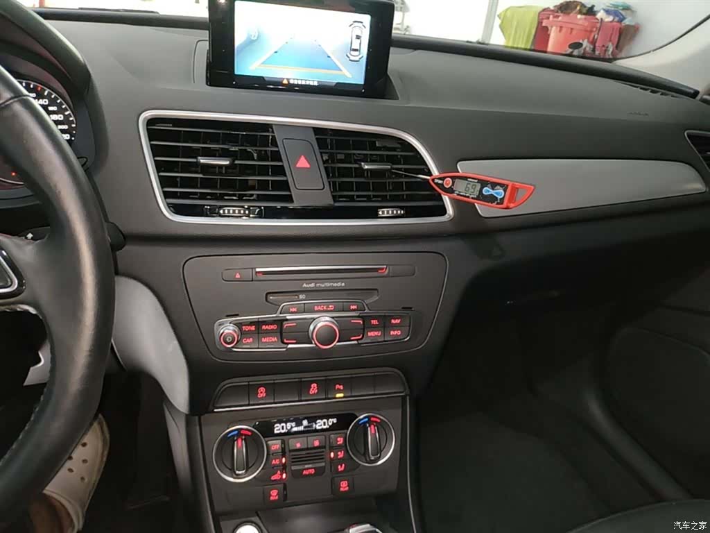 Audi Q3, 2018 13