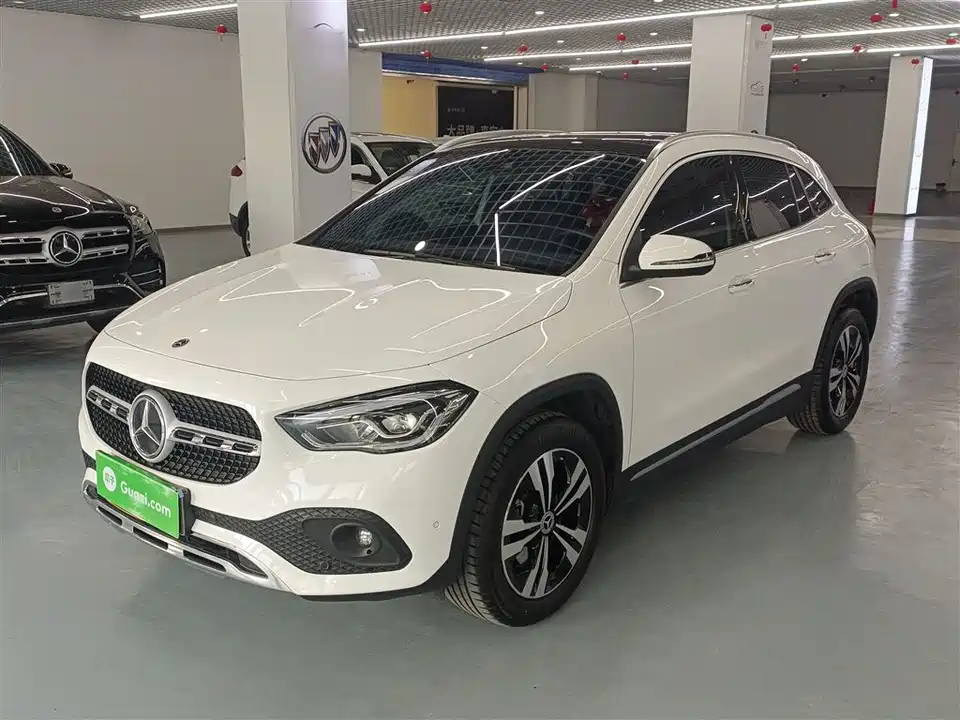 Mercedes-Benz GLA