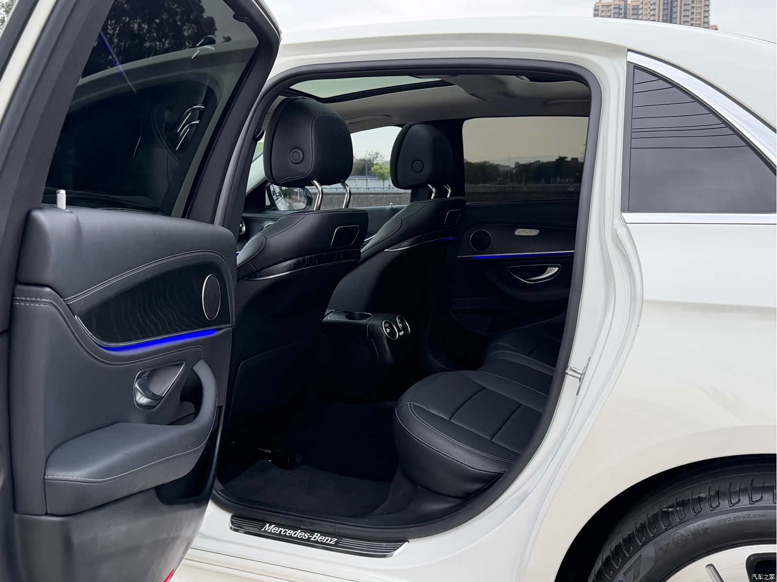Mercedes-Benz E-Class, 2018 22