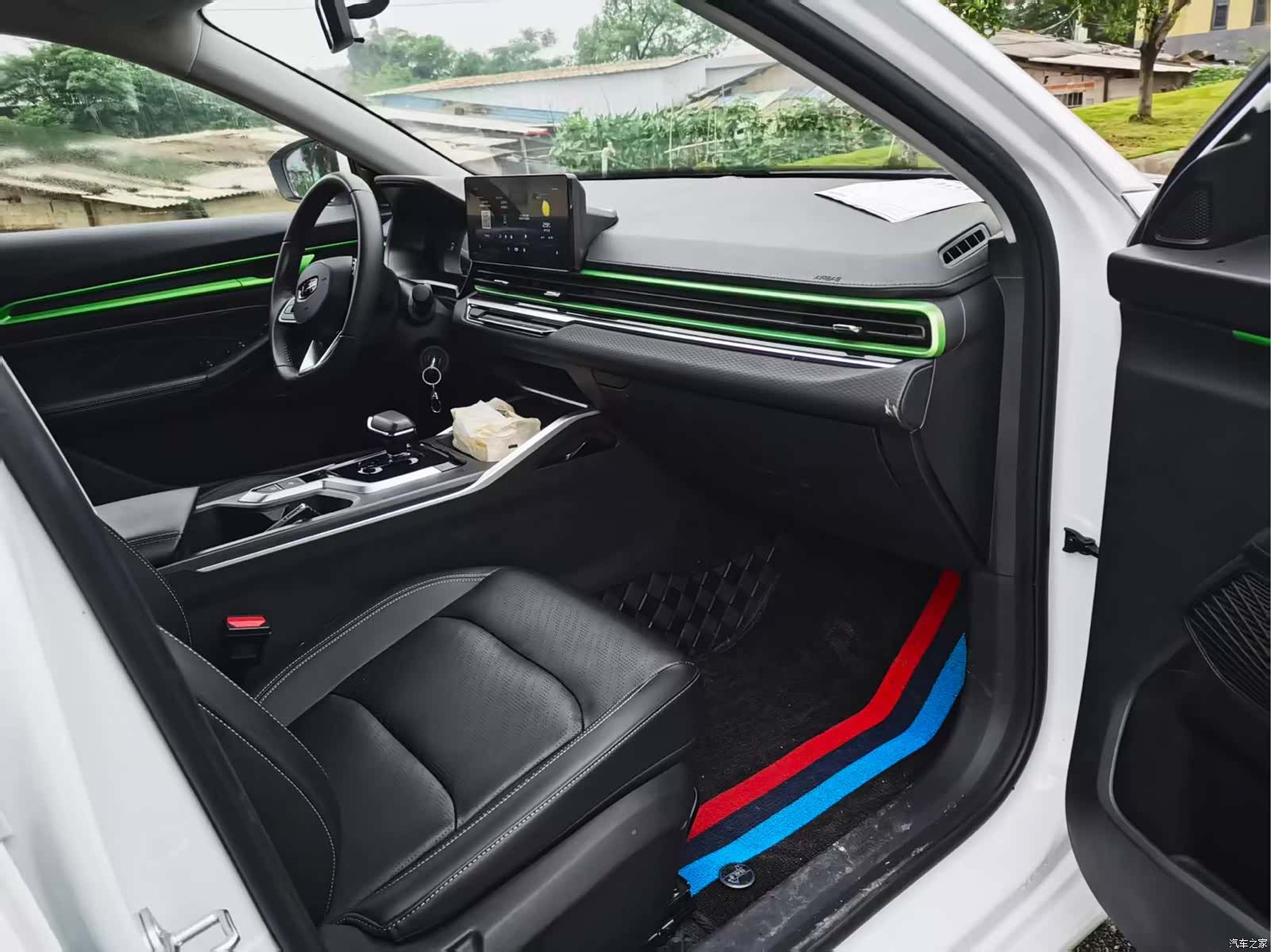 Geely Emgrand, 2023 10