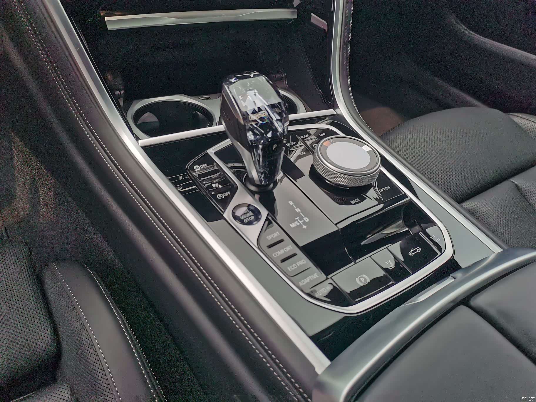 BMW 8 Series, 2025 20