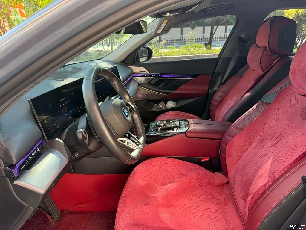 BMW i5, 2024 7