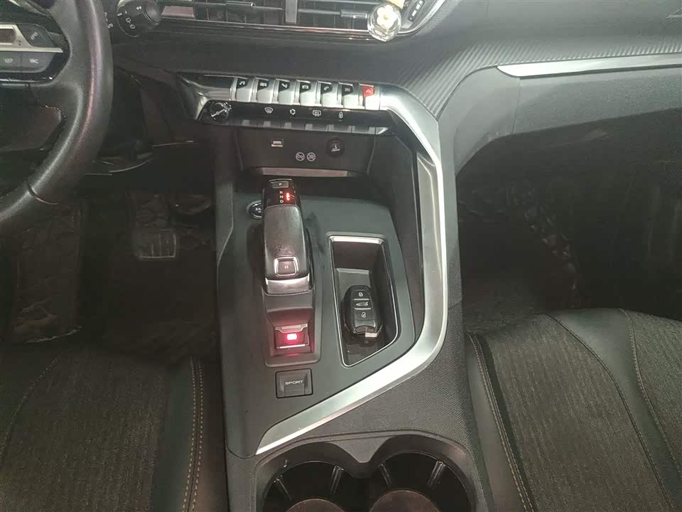 Peugeot 4008 Peugeot 4008