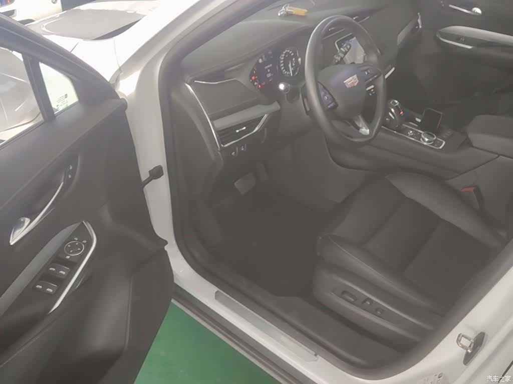 Cadillac XT4, 2019 16