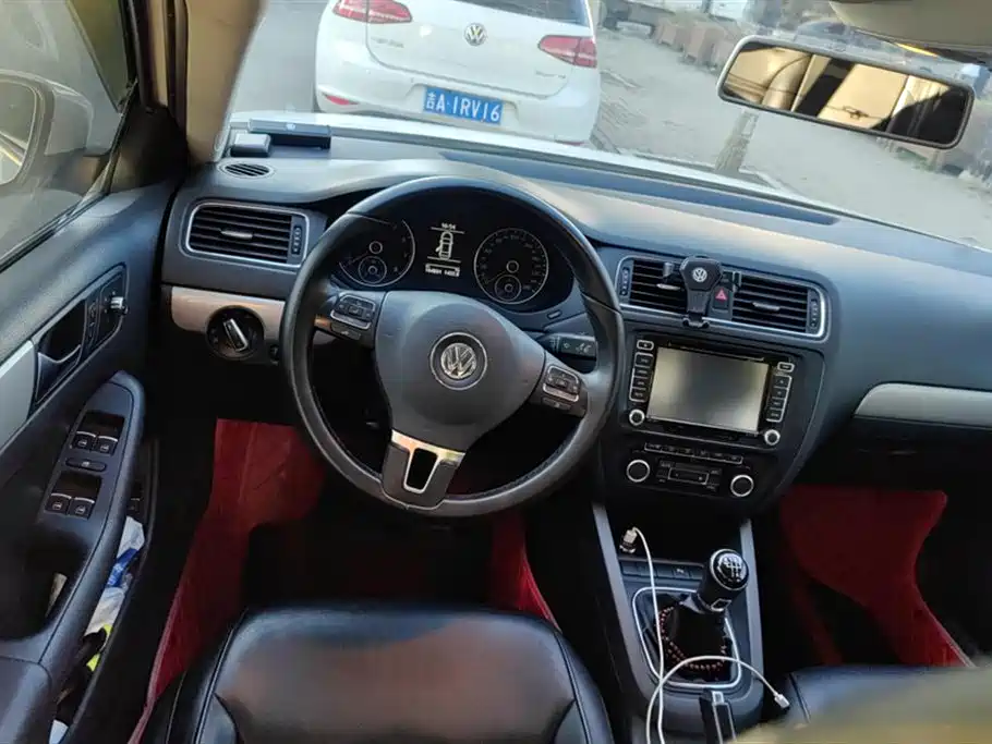 Volkswagen Sagitar