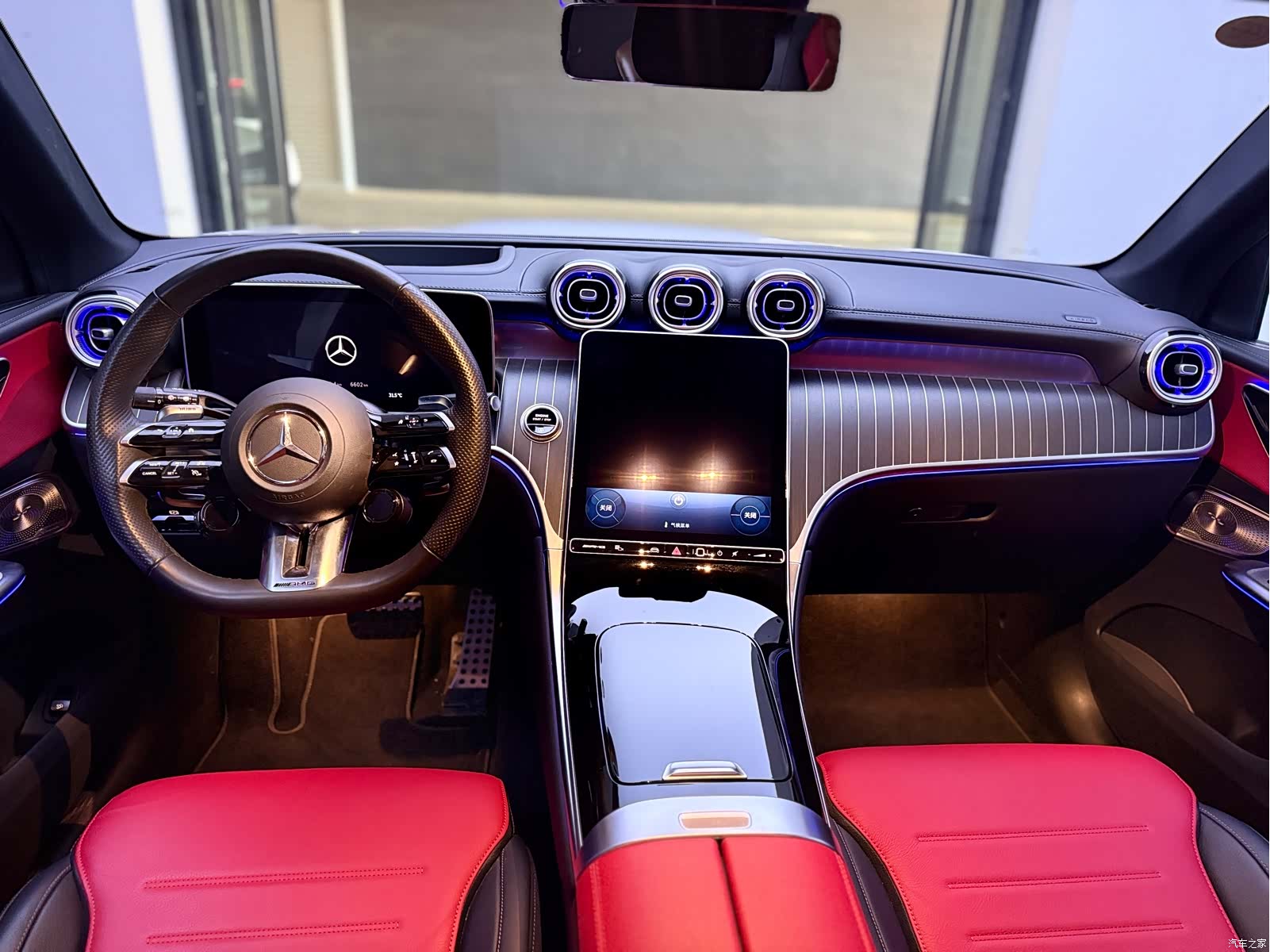 Mercedes-Benz GLC, 2025 7