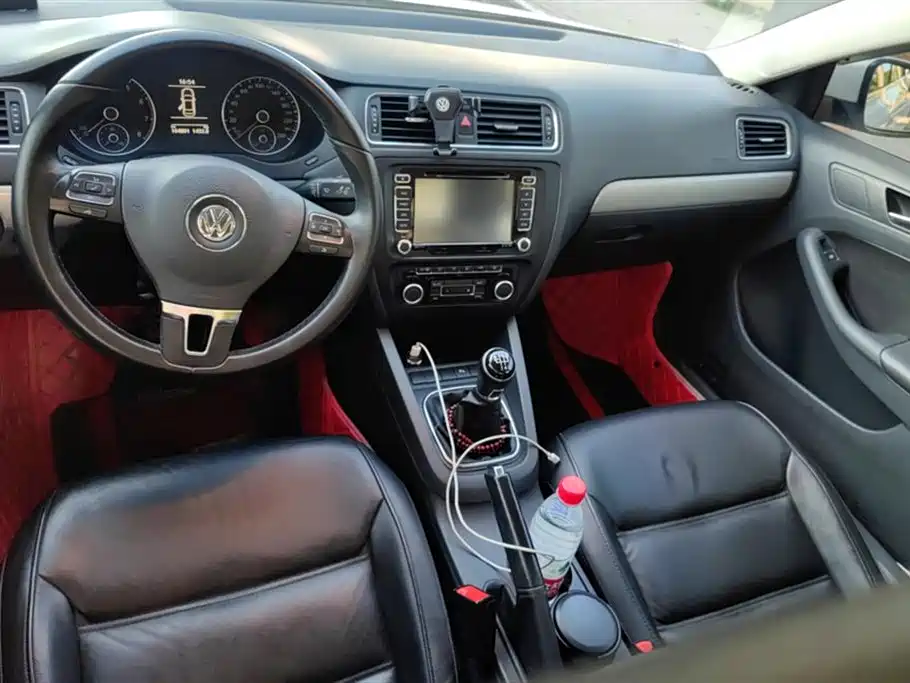 Volkswagen Sagitar