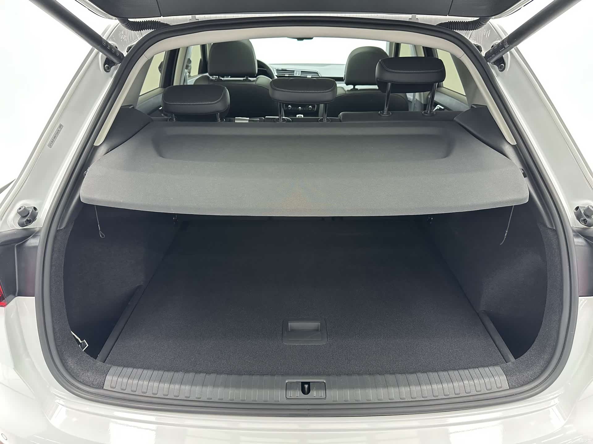 Audi Q3, 2022 18