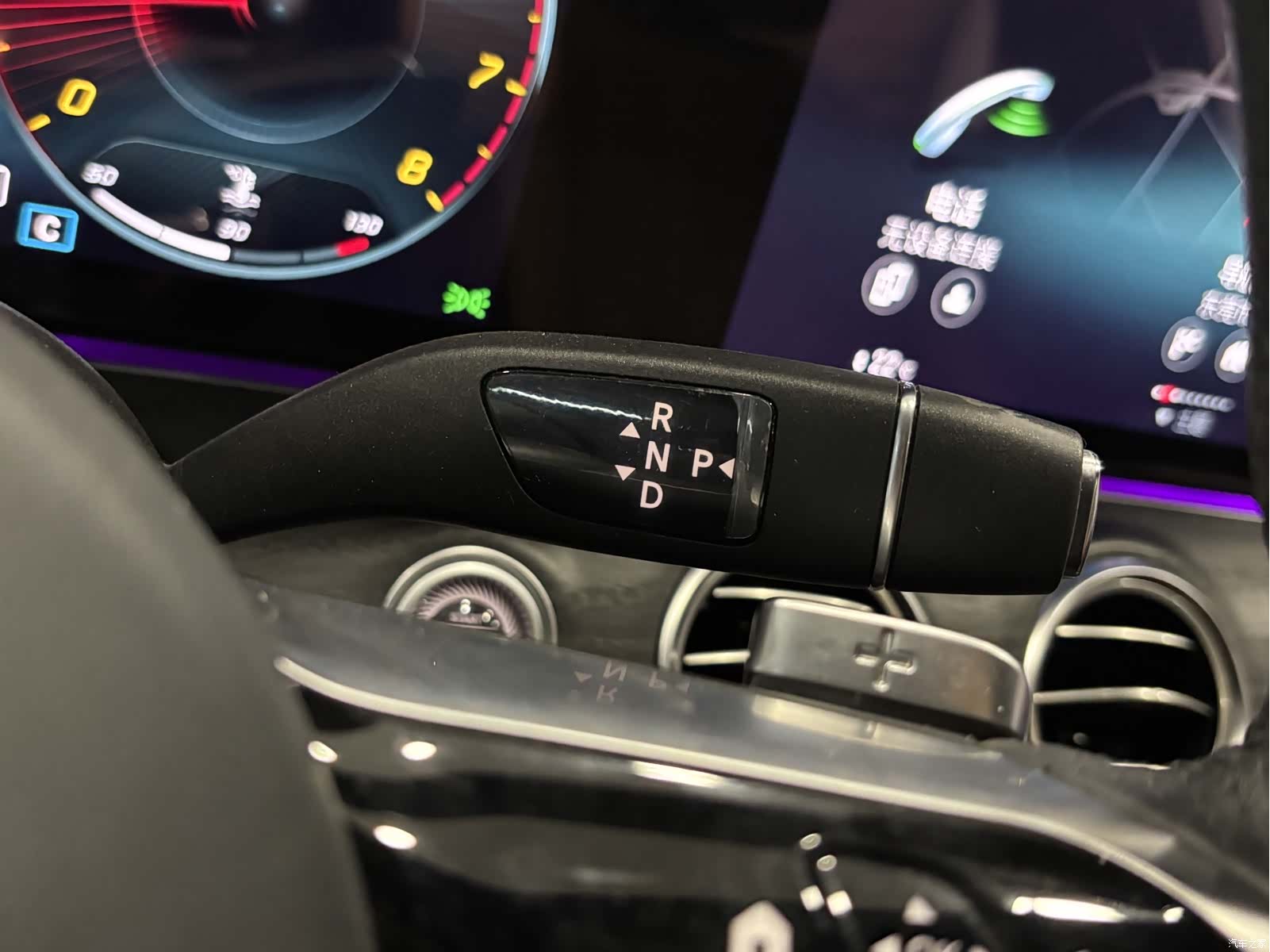 Mercedes-Benz E-Class, 2021 15