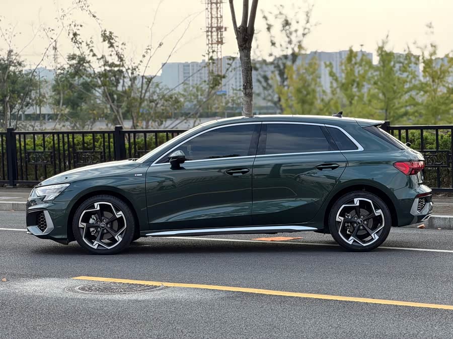 Audi A3 2024, фото 6