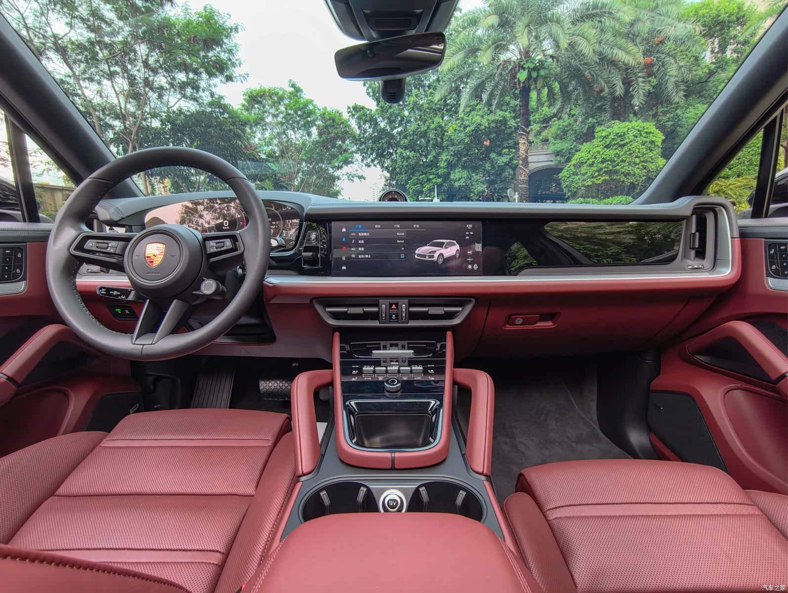 Porsche Cayenne, 2024 16