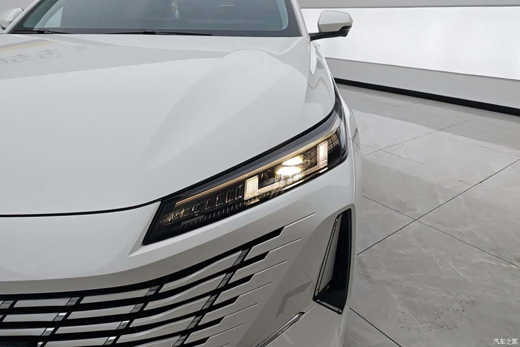 Changan Eado, 2025 все фото