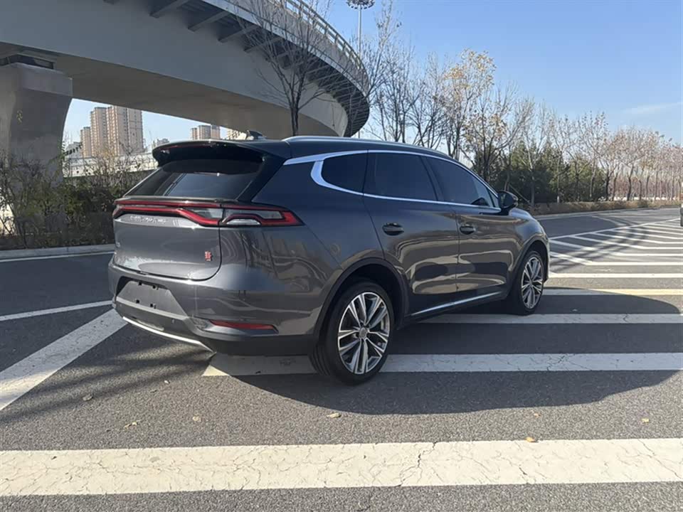 BYD Tang