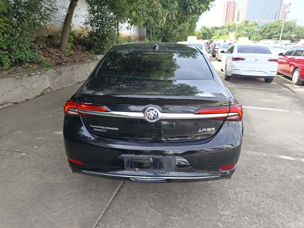 Buick LaCrosse, 2022 6