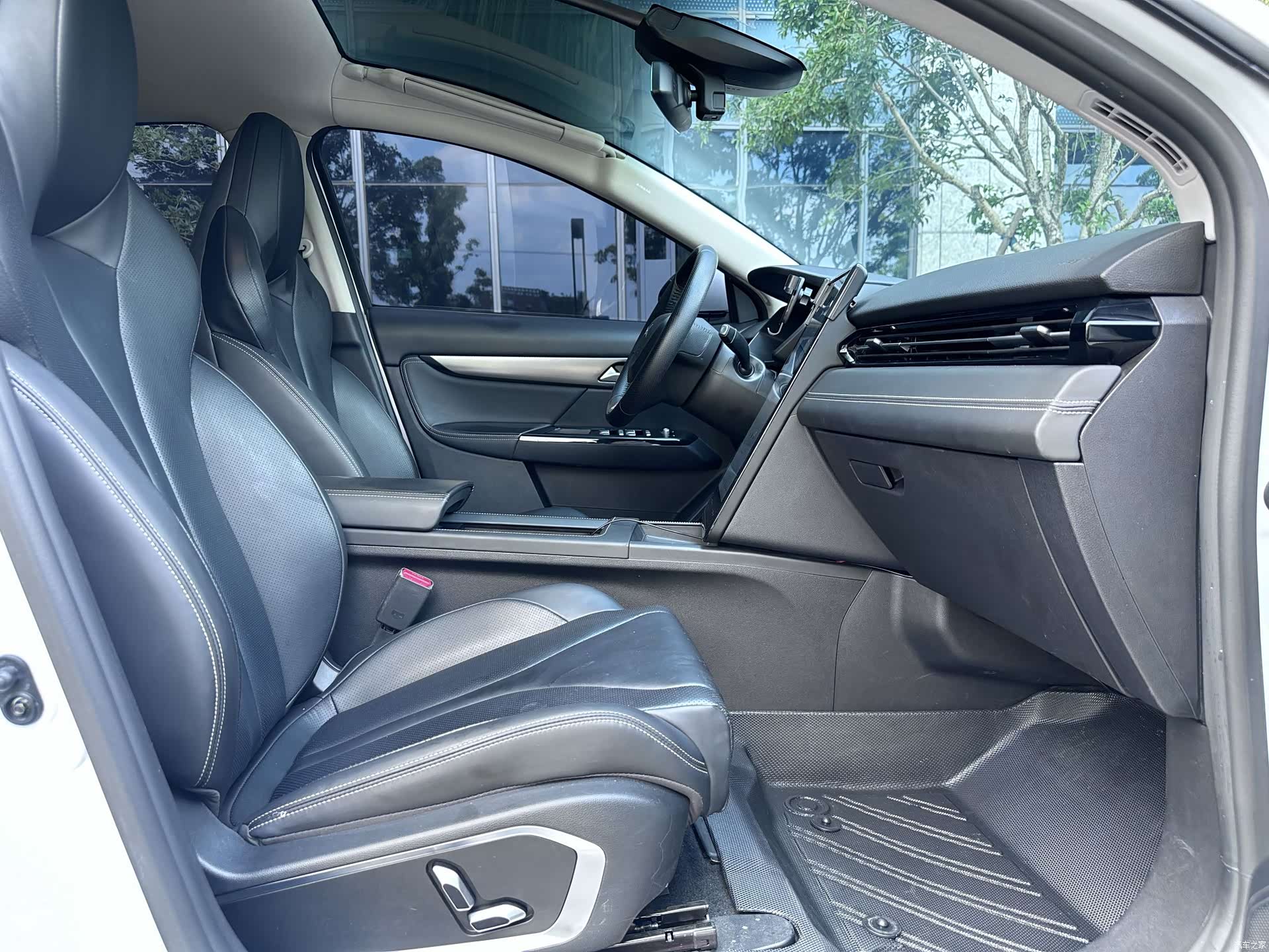Xpeng G3i, 2022 7