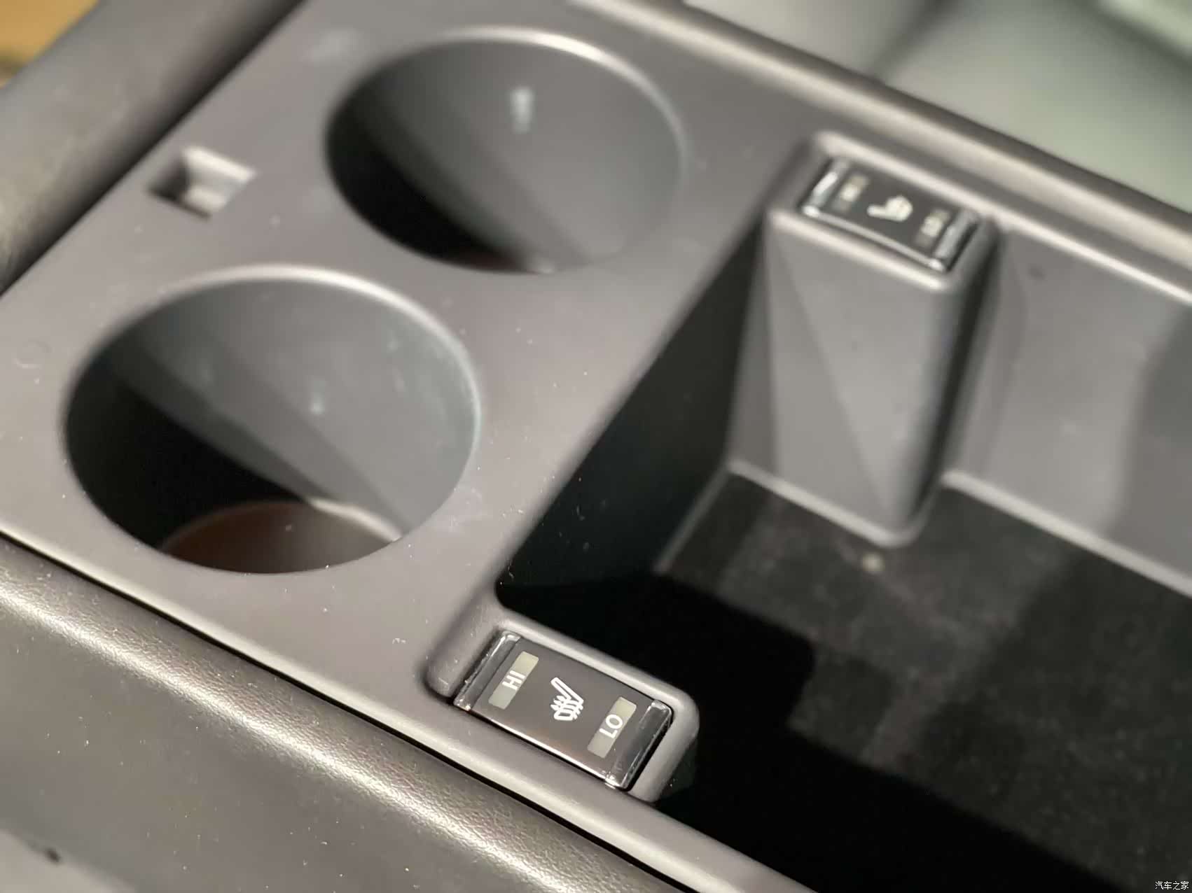 Infiniti Q70, 2014 13