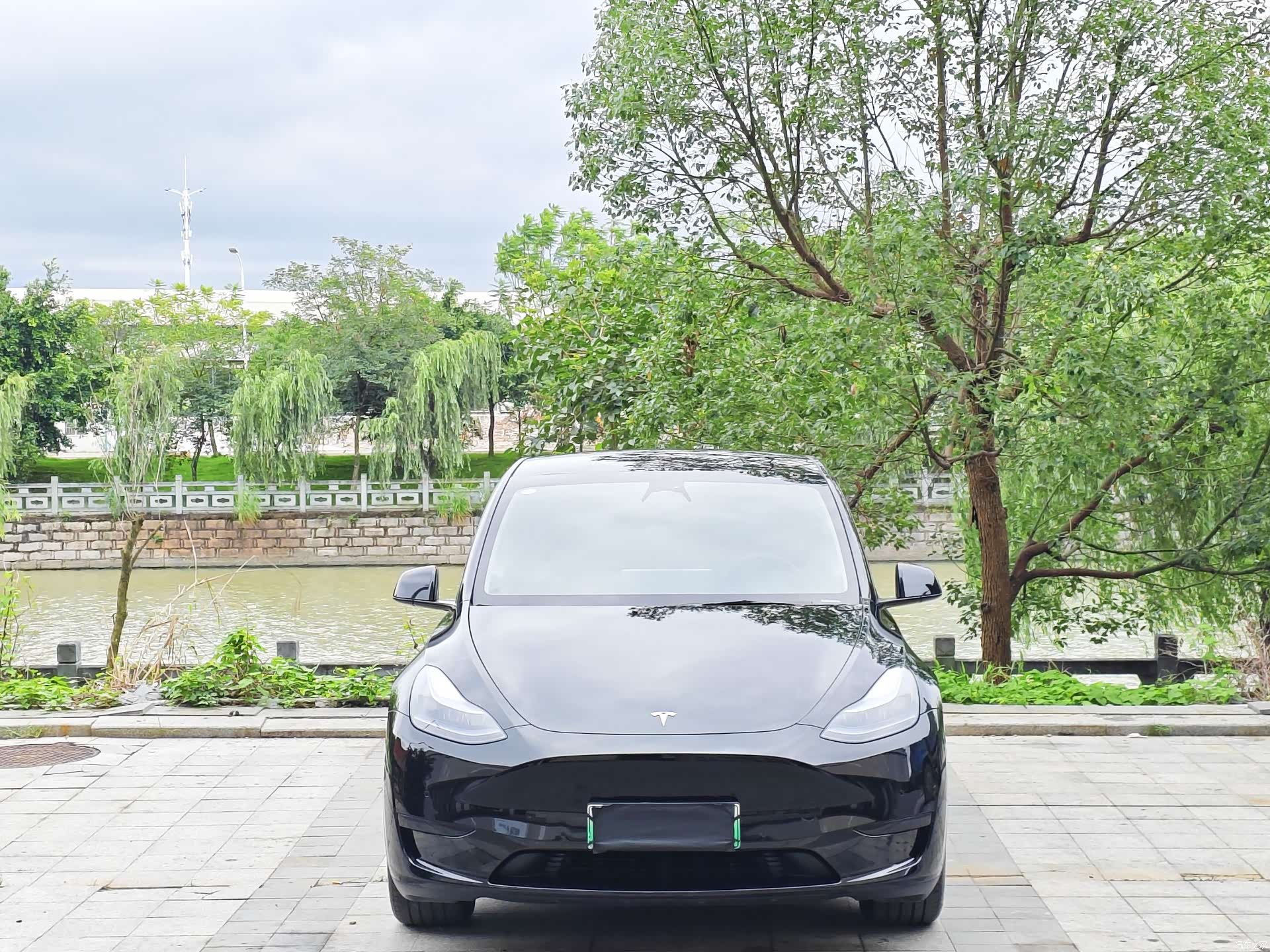 Tesla Model Y, 2023 2