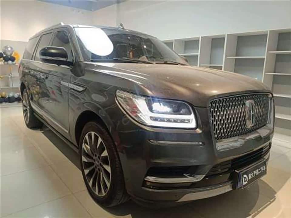 Lincoln Navigator