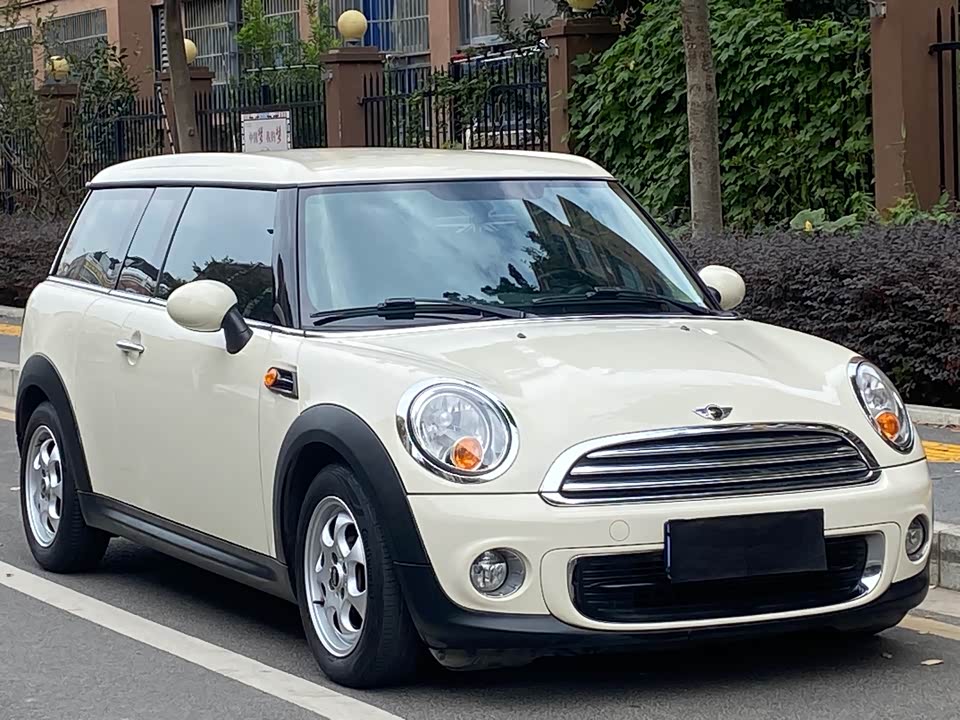 MINI CLUBMAN