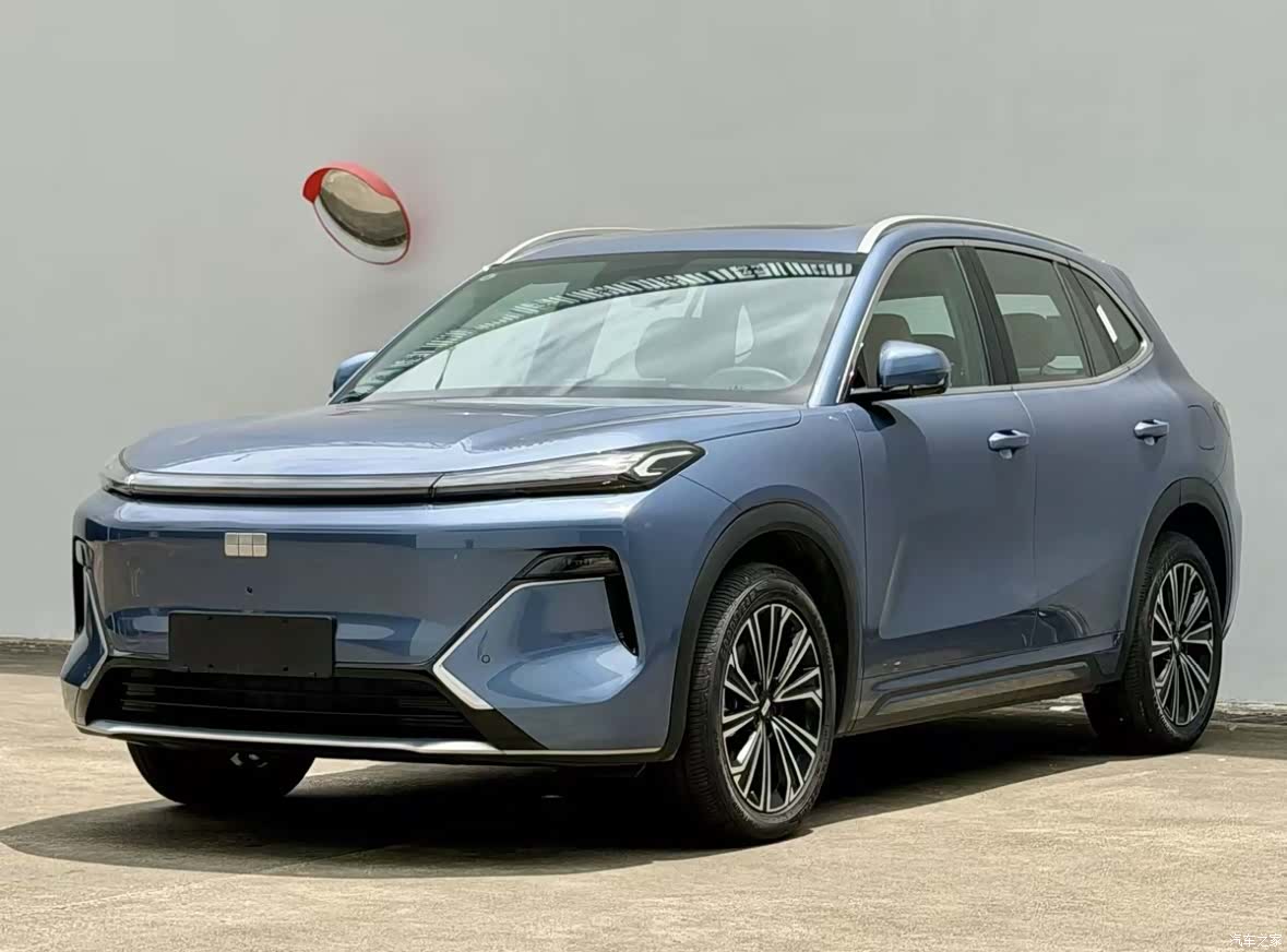 Geely 7, 2025 1