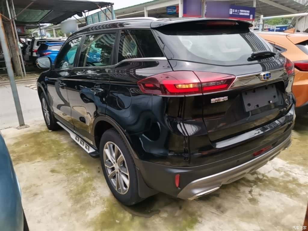 Geely Boyue, 2018 все фото