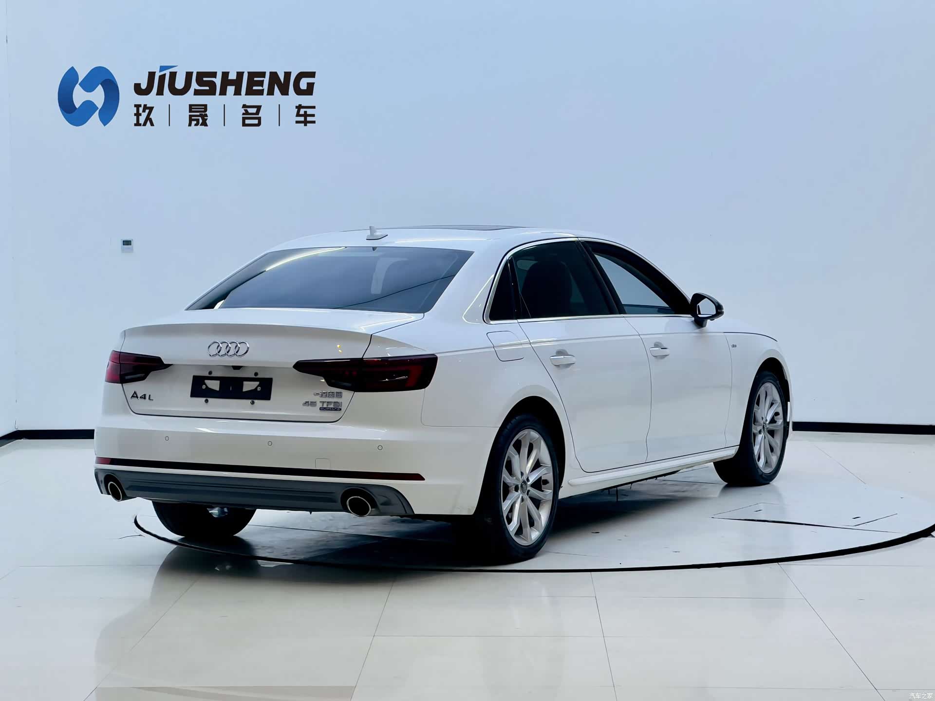 Audi A4L, 2018 22
