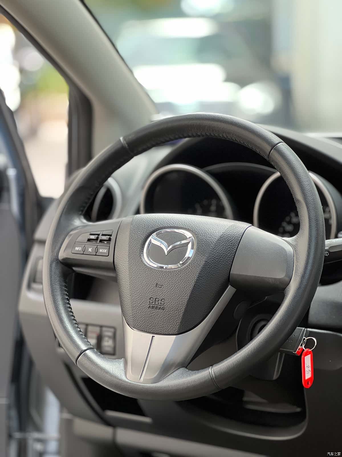 Mazda 5, 2011 12