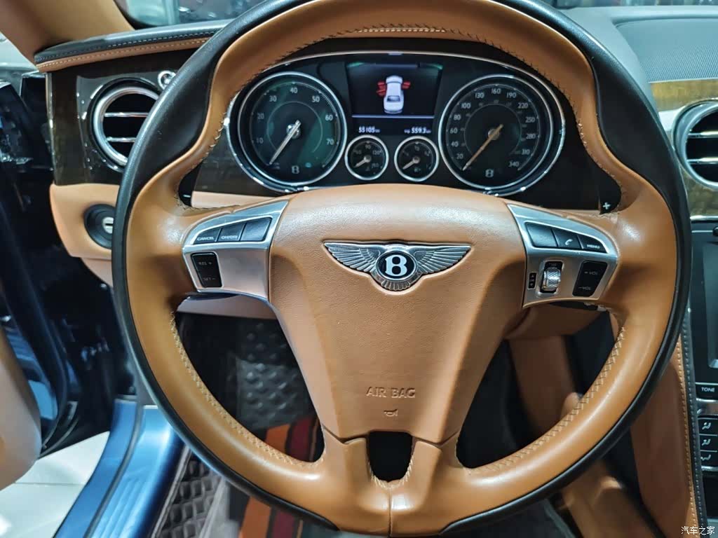 Bentley Flying Spur, 2018 10