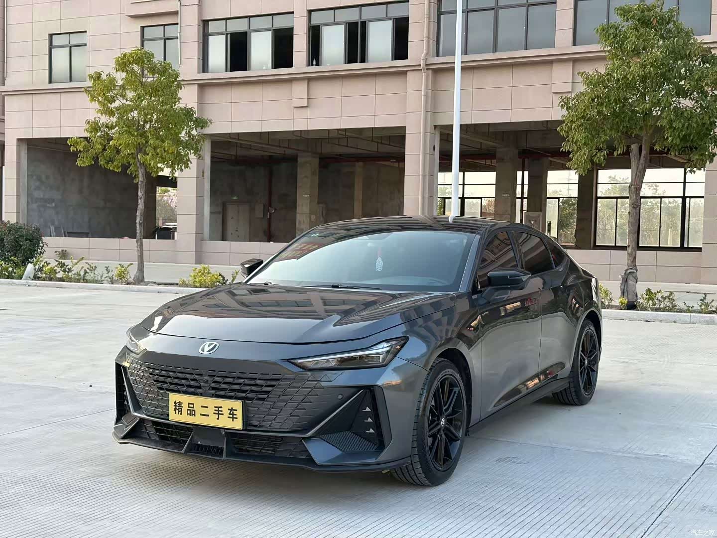 Changan UNI-V, 2025 1